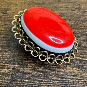 Vintage Oval Brooch Red White and Dark Blue/Black Lucite Brass Frame 1960’s
